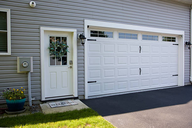 24/7 Emergency Garage Door Panel Replacement experts in Bentonville, AR